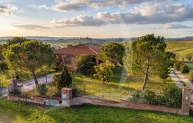 3 dormitorio villa 490 m² en Siena, Italia. 1 700 000 €