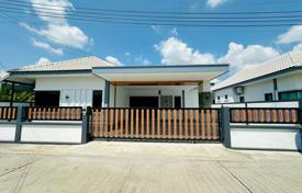 3 dormitorio villa 190 m² en Pattaya, Tailandia. $146 000
