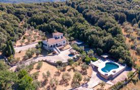 13 dormitorio finca rústica 391 m² en Guardea, Italia. 790 000 €