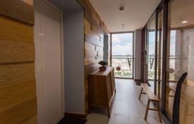 2-dormitorio apartamentos en condominio en Bang Kho Laem, Tailandia. $346 000