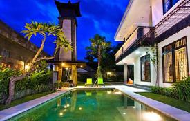 Villa – Seminyak, Bali, Indonesia. 1 930 €  por semana