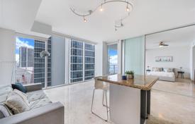 1-dormitorio apartamentos en condominio 73 m² en Miami, Estados Unidos. $560 000