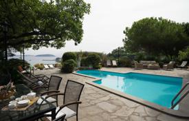 Villa – Ischia, Campania, Italia. 28 600 €  por semana