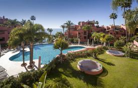 2 dormitorio piso 135 m² en Marbella, España. 690 000 €