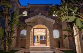 6 dormitorio chalet 370 m² en Universal, Chipre. 1 500 000 €