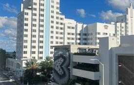 2-dormitorio apartamentos en condominio 88 m² en Miami Beach, Estados Unidos. $500 000