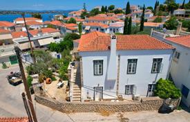 4 dormitorio casa de pueblo 180 m² en Spetses, Grecia. 950 000 €