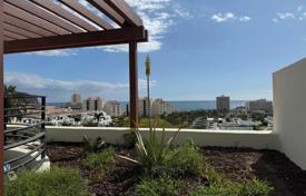 1 dormitorio ático 140 m² en Los Cristianos, España. 456 000 €