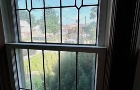 11 dormitorio casa de pueblo en York, Canadá. C$1 299 000