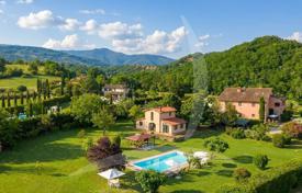 9 dormitorio villa 440 m² en Terranuova Bracciolini, Italia. 850 000 €