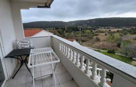 4 dormitorio piso 125 m² en Kampor, Croacia. 400 000 €