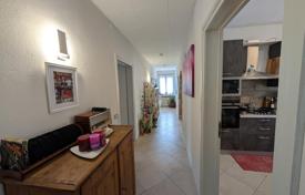 3 dormitorio piso 200 m² en Cannobio, Italia. 490 000 €