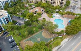 Condominio – North Miami, Florida, Estados Unidos. $289 000