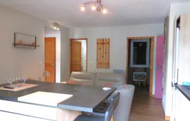 3 dormitorio piso en Vaujany, Francia. 343 000 €