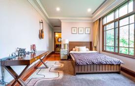 5 dormitorio chalet en Watthana, Tailandia. $12 300  por semana