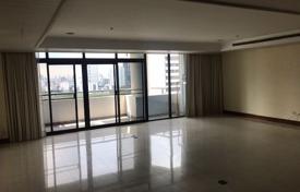 3-dormitorio apartamentos en condominio en Watthana, Tailandia. $927 000