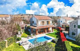4 dormitorio casa de pueblo 179 m² en Primorje-Gorski Kotar County, Croacia. 644 000 €