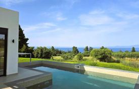 2 dormitorio villa 94 m² en Kriopigi, Grecia. 420 000 €