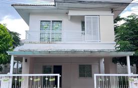 3 dormitorio chalet 90 m² en Jomtien, Tailandia. $138 000