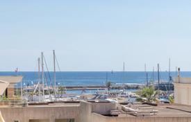3 dormitorio piso en Vallauris, Francia. 479 000 €