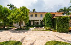 Villa – Pine Tree Drive, Miami Beach, Florida,  Estados Unidos. 3 677 000 €