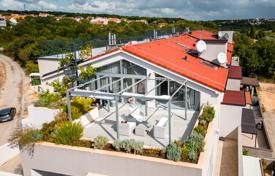 6 dormitorio piso 250 m² en Medulin, Croacia. 760 000 €