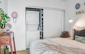 2 dormitorio piso en Old Toronto, Canadá. C$893 000