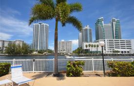 Condominio – Hallandale Beach, Florida, Estados Unidos. $365 000