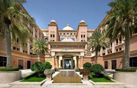 5 dormitorio piso 381 m² en Doha, Qatar. de $846 000