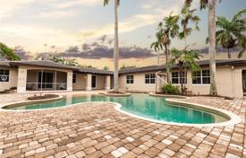 Villa – Pinecrest, Florida, Estados Unidos. 1 537 000 €
