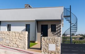 3 dormitorio adosado 123 m² en Algorfa, España. 473 000 €