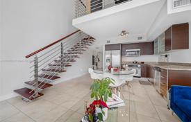 2-dormitorio apartamentos en condominio 118 m² en Miami, Estados Unidos. $650 000