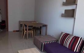 1-dormitorio apartamentos en condominio en Ratchathewi, Tailandia. $208 000