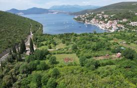 Terreno en Bigova, Montenegro. 310 000 €