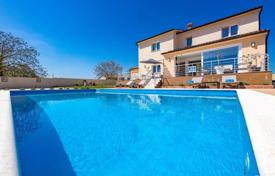 4 dormitorio casa de pueblo 380 m² en Barban, Croacia. 890 000 €