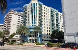 Condominio – Surfside, Florida, Estados Unidos. $800 000