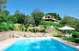 Villa – Monte San Savino, Toscana, Italia. 1 150 000 €