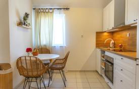 4 dormitorio piso 61 m² en Malinska, Croacia. 244 000 €