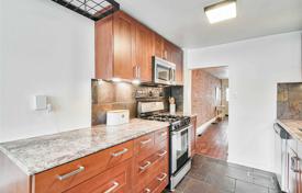 2 dormitorio adosado en Old Toronto, Canadá. C$1 290 000