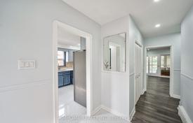 10 dormitorio casa de pueblo en Scarborough, Canadá. C$2 174 000