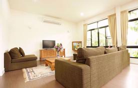 4 dormitorio chalet en Khlong Toei, Tailandia. $3 550  por semana