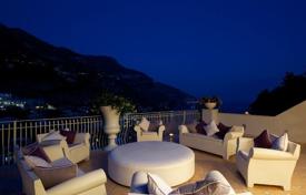 Villa – Positano, Campania, Italia. 7 400 €  por semana