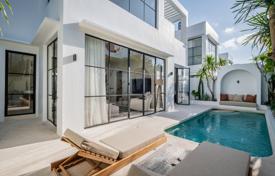 3 dormitorio villa 201 m² en Jalan Umalas, Indonesia. $328 000