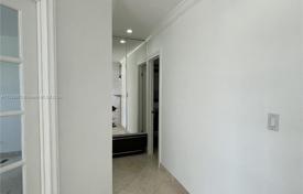2-dormitorio apartamentos en condominio 121 m² en Miami, Estados Unidos. $415 000