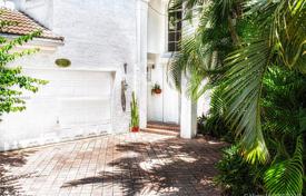 Villa – Aventura, Florida, Estados Unidos. $1 699 000