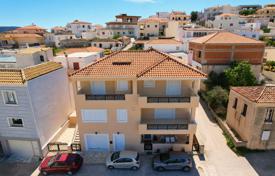 8 dormitorio casa de pueblo 300 m² en Ermioni, Grecia. 540 000 €