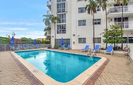 Condominio – West Avenue, Miami Beach, Florida,  Estados Unidos. $575 000