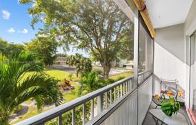 Condominio – Tamarac, Broward, Florida,  Estados Unidos. $415 000