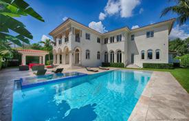 Villa – Bay Harbor Islands, Florida, Estados Unidos. $5 550 000