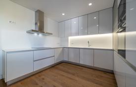 4 dormitorio piso 207 m² en Porto (city), Portugal. 950 000 €